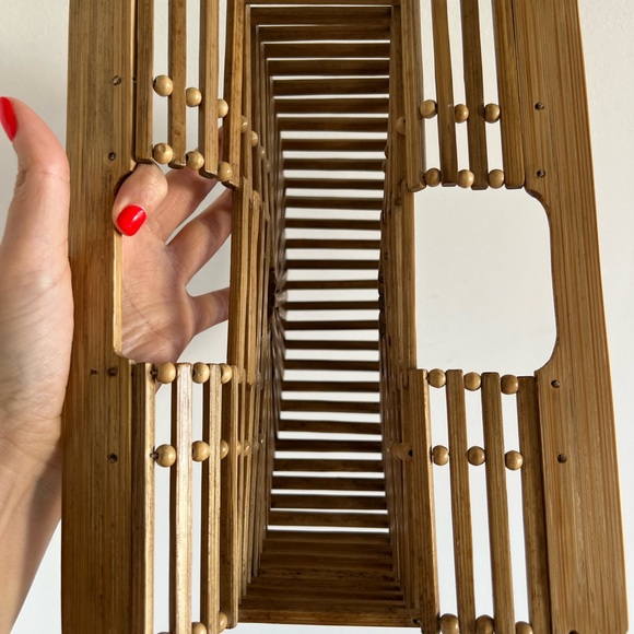 Structured Wooden Handbag - Picture 3 of 3